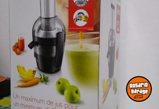 Hogar - Juguera Philips Viva Collection HR 1855 Black - En Venta