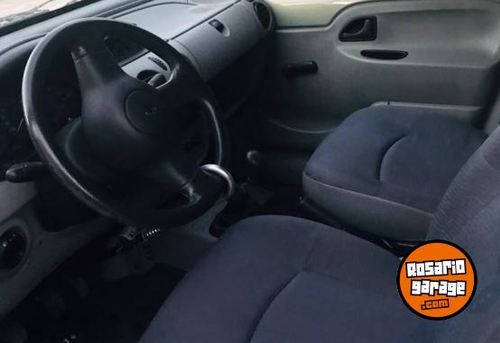 Utilitarios - Renault Kangoo 2003 GNC 75000Km - En Venta