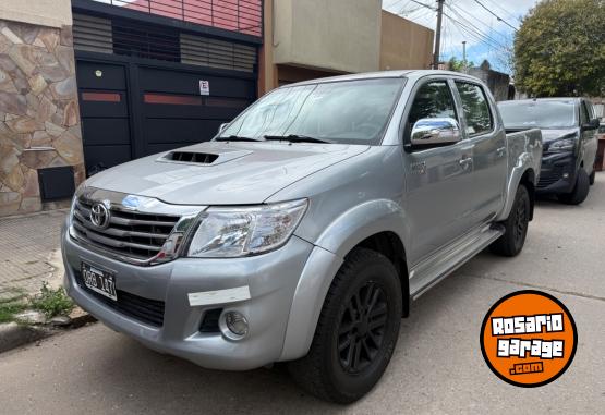 Camionetas - Toyota Hilux SRV 4x2 2015 Diesel 230000Km - En Venta