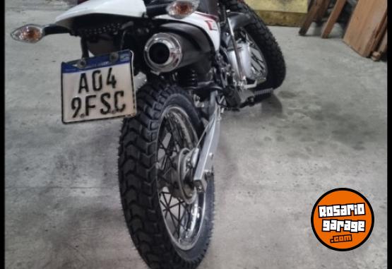 Motos - Honda XR150L 2017 Nafta 30000Km - En Venta