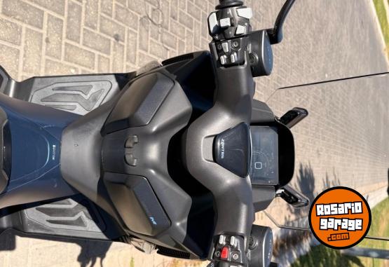 Motos - Zontes 310m 2024 Nafta 7000Km - En Venta
