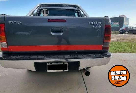 Camionetas - Toyota Hilux 3.0 4x2 SRV 2010 Diesel 235258Km - En Venta