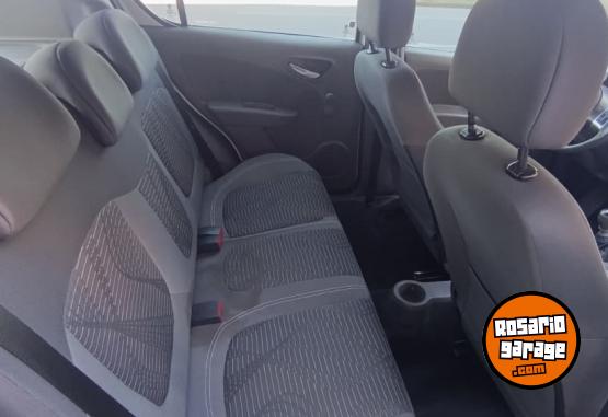 Autos - Fiat Uno fire 2016 Nafta 55000Km - En Venta