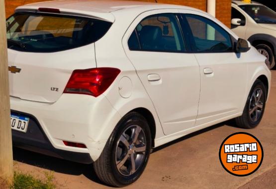 Autos - Chevrolet Onix LTZ 2019 Nafta 88000Km - En Venta