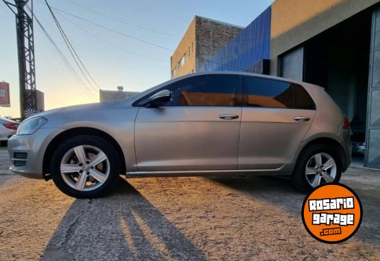 Autos - Volkswagen GOLF FSI 2016 Nafta 102388Km - En Venta