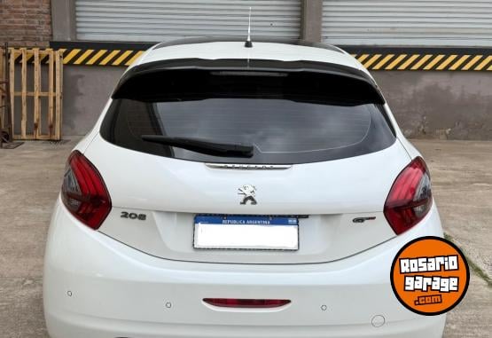 Autos - Peugeot 208 GT 2018 Nafta 104000Km - En Venta