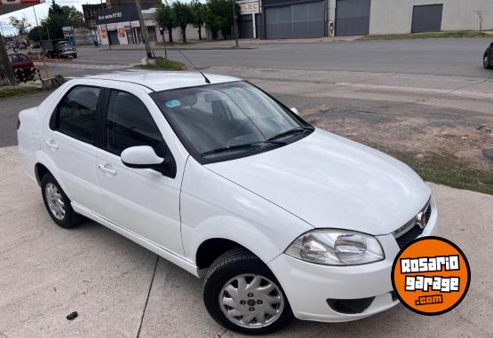 Autos - Fiat Siena 2014 GNC 195000Km - En Venta