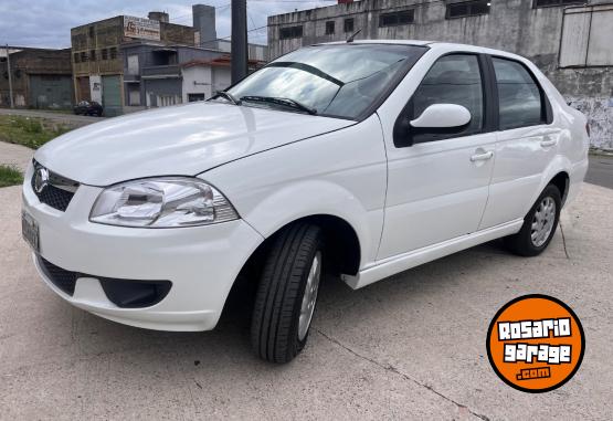 Autos - Fiat Siena 2014 GNC 195000Km - En Venta