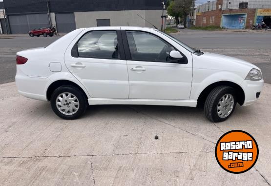 Autos - Fiat Siena 2014 GNC 195000Km - En Venta