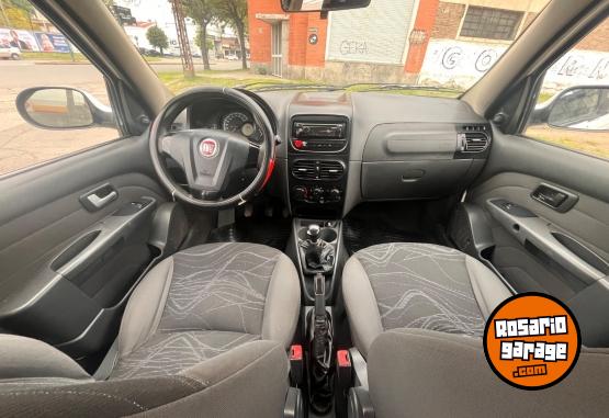 Autos - Fiat Siena 2014 GNC 195000Km - En Venta