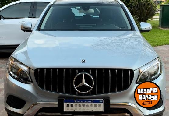 Autos - Mercedes Benz GLC300 4Matic AMG Line 2017 Nafta 62000Km - En Venta