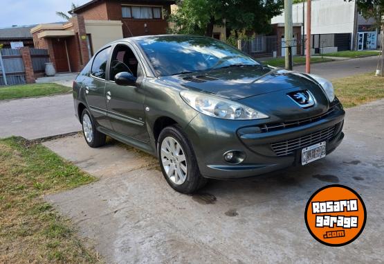 Autos - Peugeot 207 2013 Diesel 141000Km - En Venta