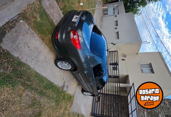 Autos - Peugeot 207 2013 Diesel 141000Km - En Venta
