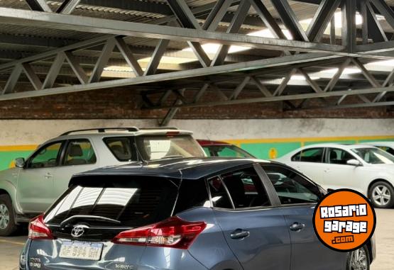 Autos - Toyota yaris xls 2022 Nafta 53000Km - En Venta