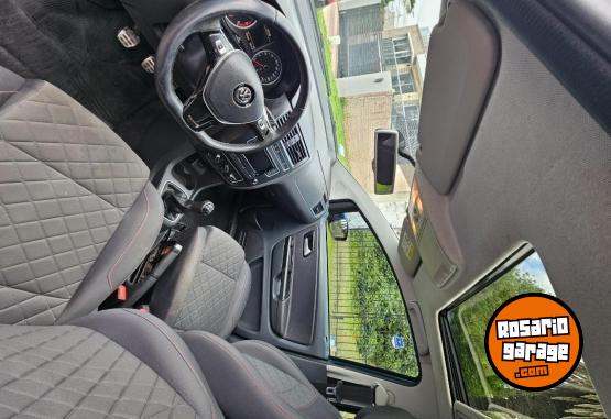 Autos - Volkswagen Fox 2017 Nafta 79000Km - En Venta