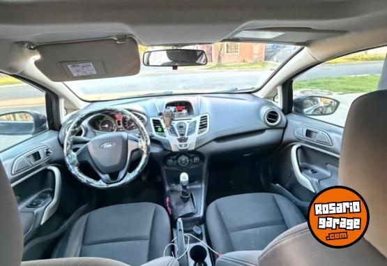 Autos - Ford Fiesta Kinetic 2011 GNC 225000Km - En Venta