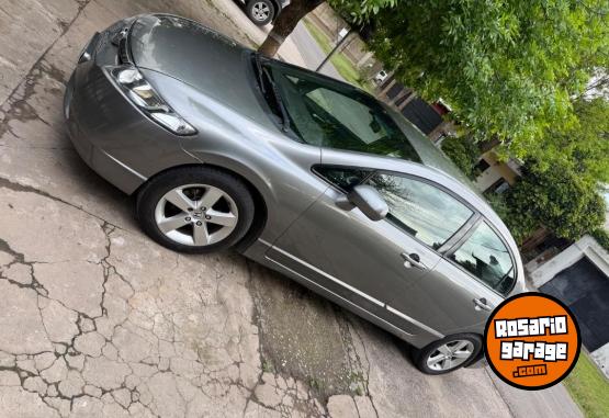 Autos - Honda Civic 2007 Nafta 240000Km - En Venta
