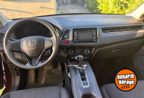 Autos - Honda HRV 2015 Nafta 130000Km - En Venta