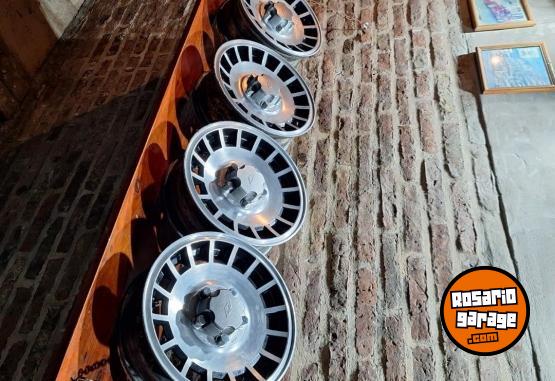 Accesorios para Autos - Llantas ford falcon - En Venta