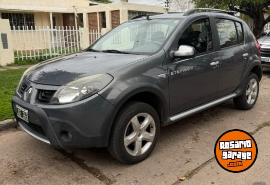 Autos - Renault sandero 2011 Nafta 100000Km - En Venta