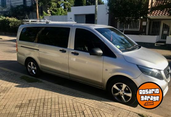 Utilitarios - Mercedes Benz 2017 Vito Tourer 2017 Nafta 248149Km - En Venta