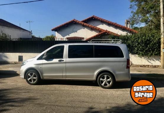 Utilitarios - Mercedes Benz 2017 Vito Tourer 2017 Nafta 248149Km - En Venta
