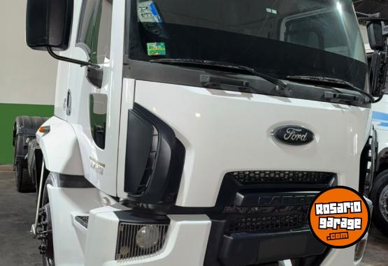 Camiones y Grúas - Ford Cargo 1729 - En Venta