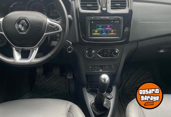 Autos - Renault INTENS 1.6 2023 Nafta 41000Km - En Venta