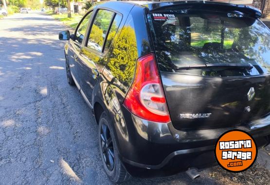 Autos - Renault Sandero getuo 2010 Nafta 200200Km - En Venta