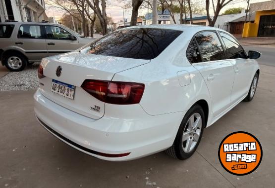 Autos - Volkswagen VENTO highline 1.4 tai 2017 Nafta 144000Km - En Venta