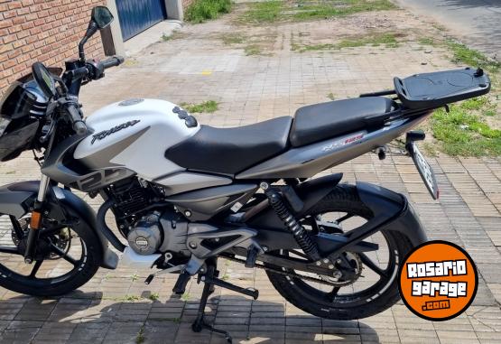 Motos - Bajaj Rouser NS 125 2023 Nafta 26000Km - En Venta