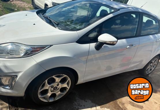 Autos - Ford Fiesta 2013 GNC 186000Km - En Venta