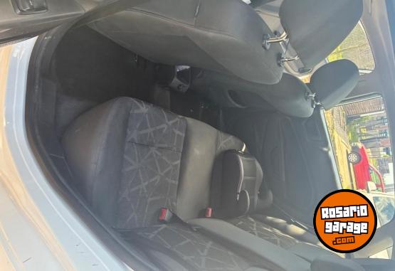 Autos - Ford Fiesta 2013 GNC 186000Km - En Venta