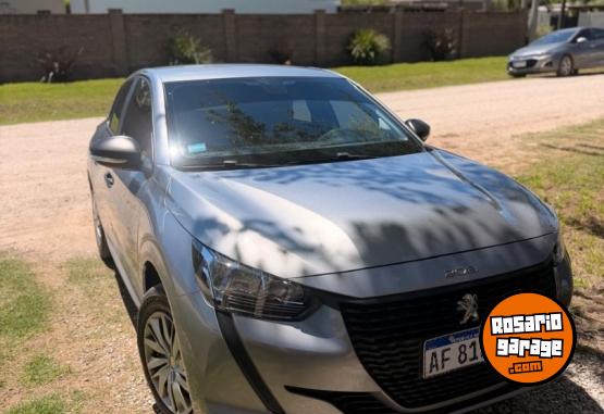 Autos - Peugeot 208 new like 2023 Nafta 73000Km - En Venta