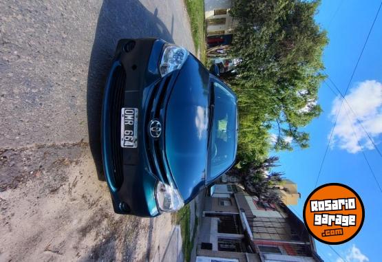 Autos - Toyota Etios xs 2015 Nafta 120000Km - En Venta