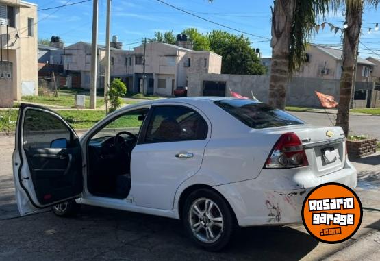 Autos - Chevrolet Aveo 2011 GNC 170000Km - En Venta