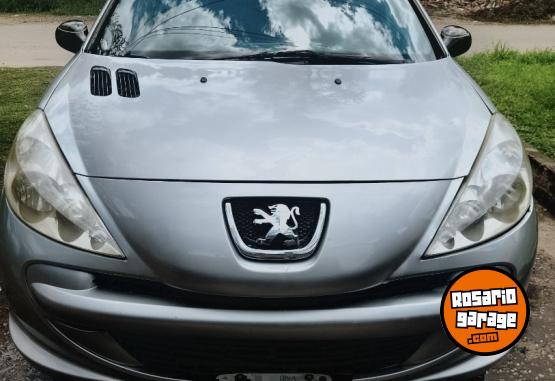 Autos - Peugeot 2012 , 207 active 1.4 2012 Nafta 157000Km - En Venta