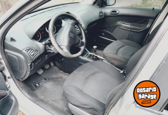 Autos - Peugeot 2012 , 207 active 1.4 2012 Nafta 157000Km - En Venta