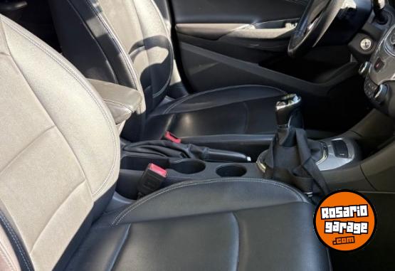Autos - Chevrolet Cruze LT 2021 Nafta 118000Km - En Venta