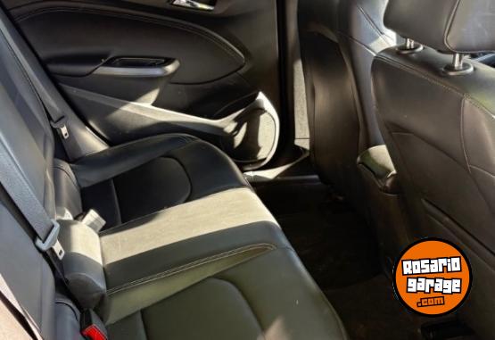 Autos - Chevrolet Cruze LT 2021 Nafta 118000Km - En Venta