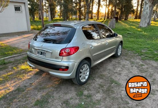 Autos - Peugeot 207 2009 Nafta 134000Km - En Venta