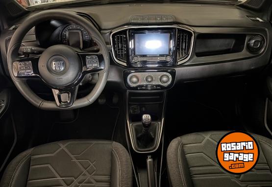 Camionetas - Fiat Strada volcano 2021 Nafta 8000Km - En Venta
