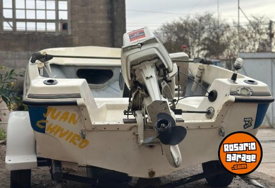 Embarcaciones - Casco con motor - En Venta