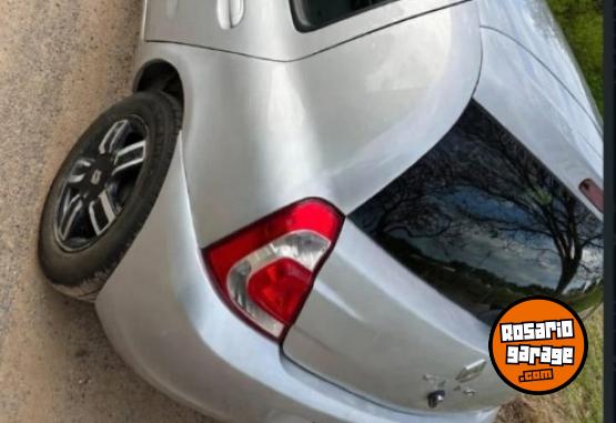 Autos - Renault Clio mio dinamique 2015 Nafta 167000Km - En Venta