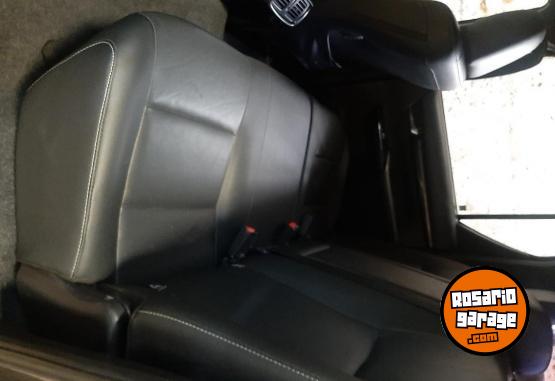 Camionetas - Toyota Hilux srx 2019 Diesel 276000Km - En Venta