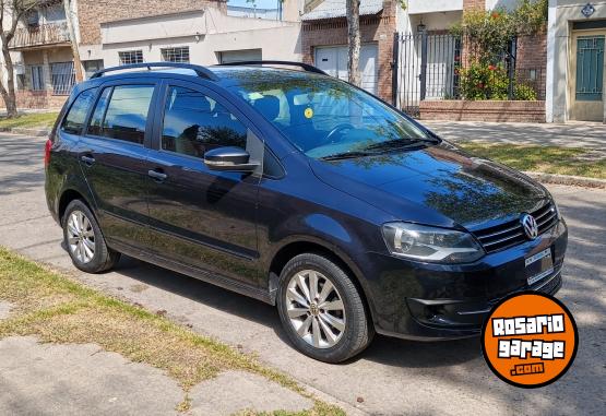 Autos - Volkswagen Suran Confort 2011 Nafta 149000Km - En Venta