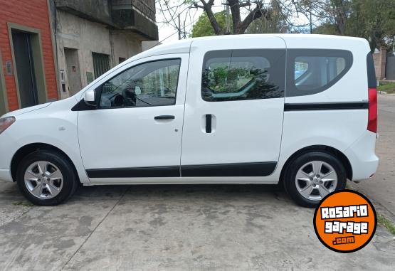 Utilitarios - Renault Kangoo 2022 GNC - En Venta