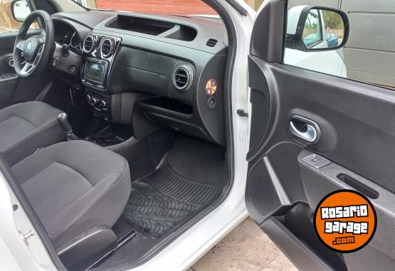 Utilitarios - Renault Kangoo 2022 GNC - En Venta