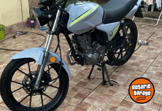Motos - Motomel Serie 2 full 2025 Nafta 9000Km - En Venta