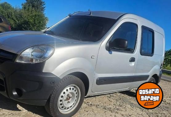 Utilitarios - Renault KANGOO CONFORT PH3 FURGÓN 2016 GNC 134133Km - En Venta
